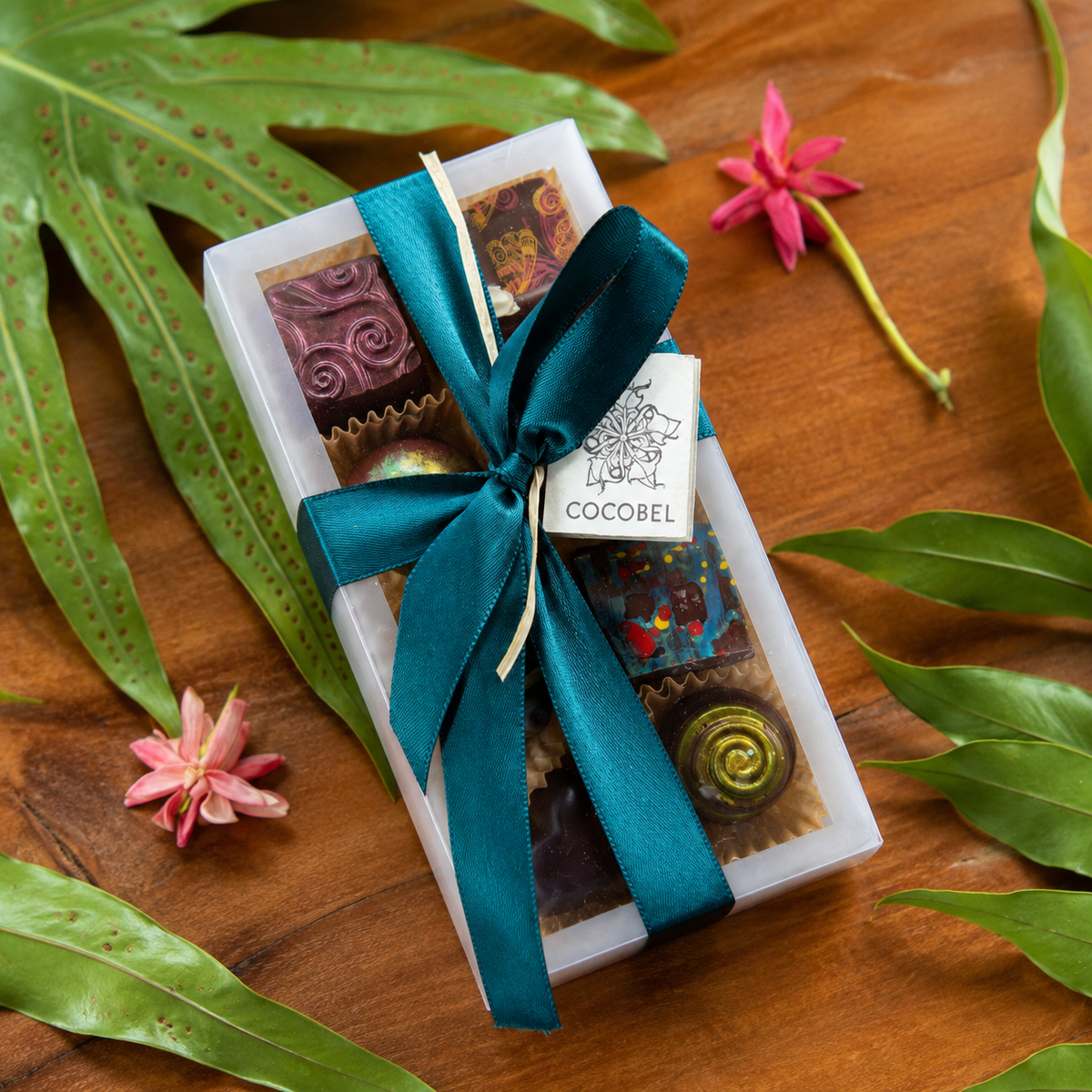 8 pcs Artisan Chocolate Bonbon Gift Collection | Handmade Bonbons from Trinidad & Tobago